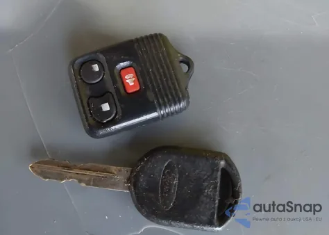 2005 Ford F-150 Fx4/Lariat/Xl/Xlt z USA, uszkodzony, nr VIN 1FTPX14535FA92179